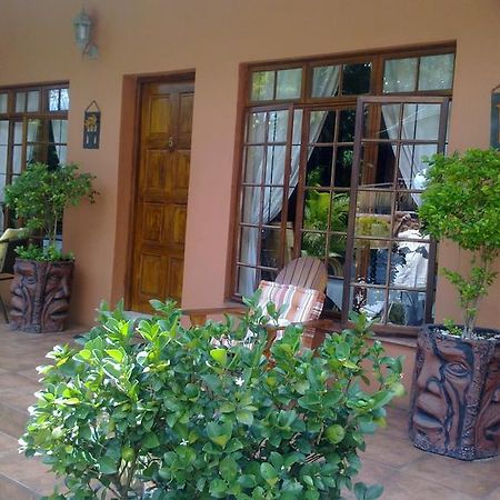 Harmony Guesthouse Mbombela Esterno foto