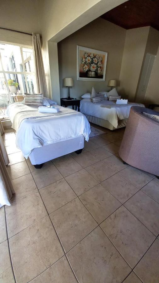 Harmony Guesthouse Mbombela Esterno foto