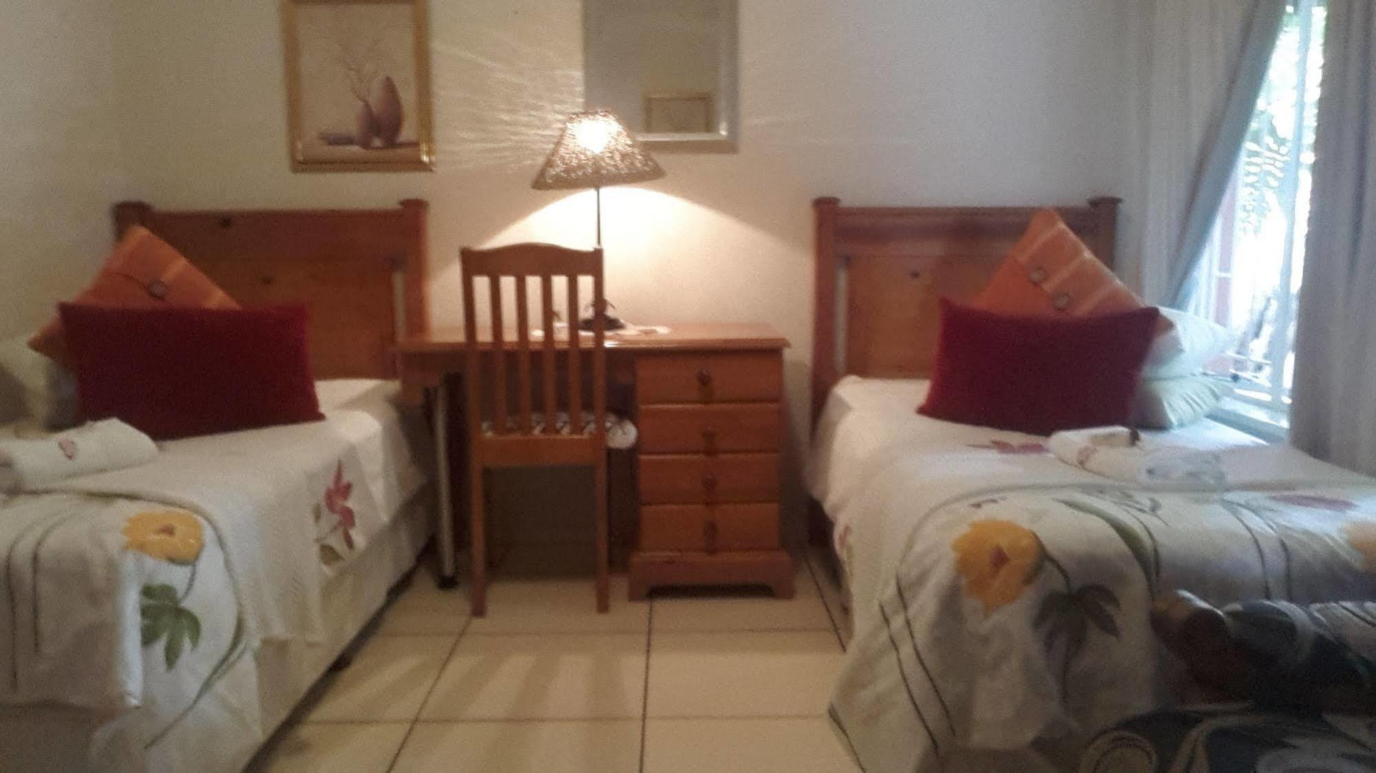 Harmony Guesthouse Mbombela Esterno foto