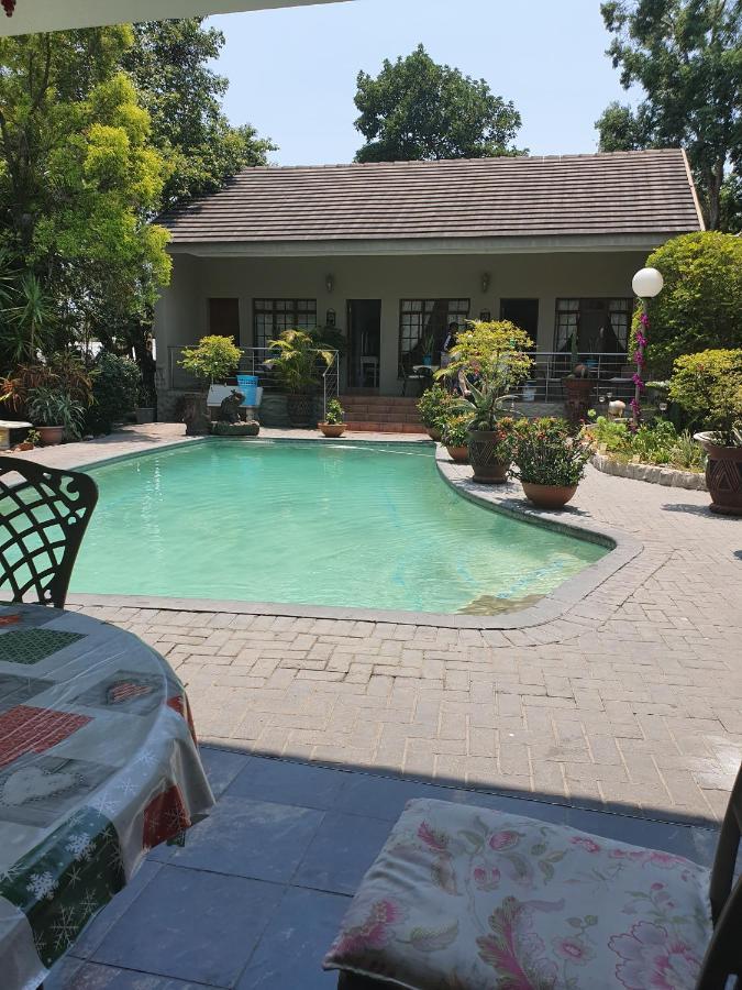 Harmony Guesthouse Mbombela Esterno foto